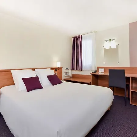 Kyriad Saint-etienne Centre Hotel